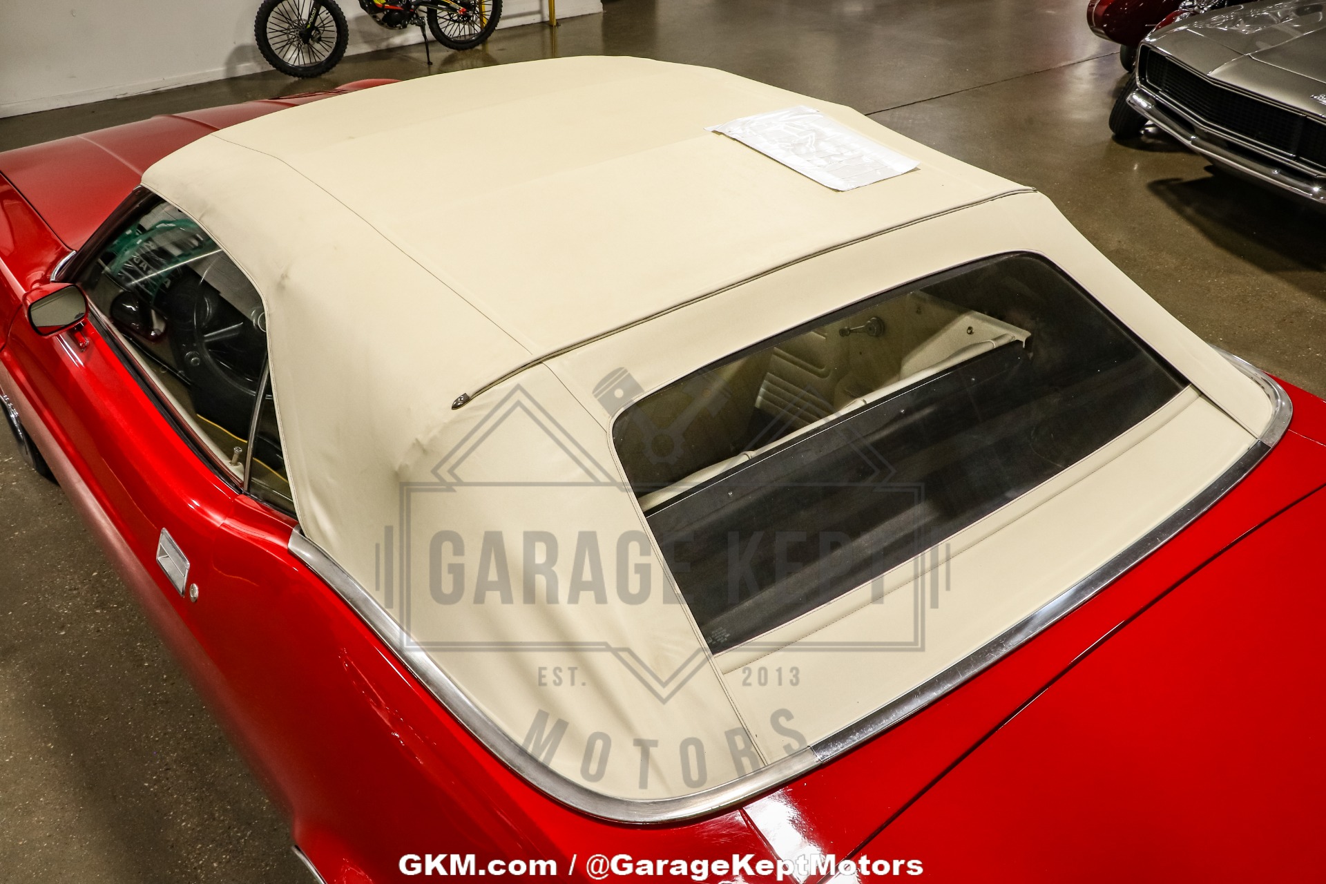 Ford-Mustang-1971-Red-White-24