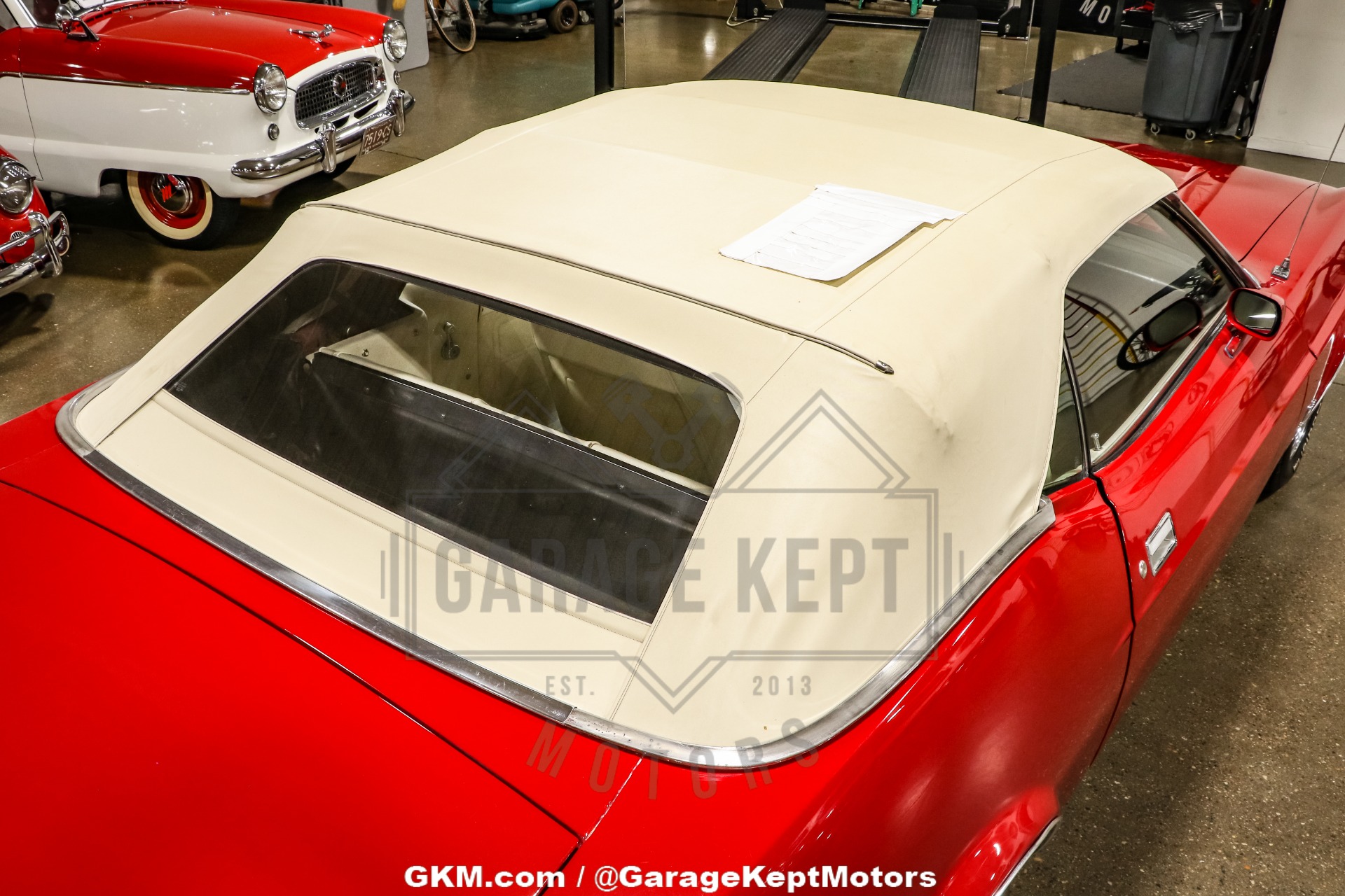 Ford-Mustang-1971-Red-White-25