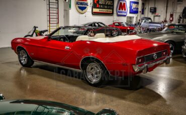 Ford-Mustang-1971-Red-White-32