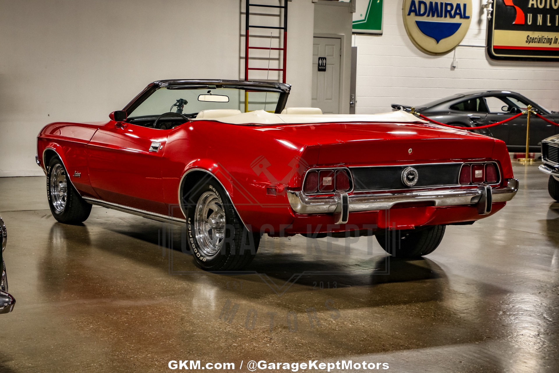 Ford-Mustang-1971-Red-White-33