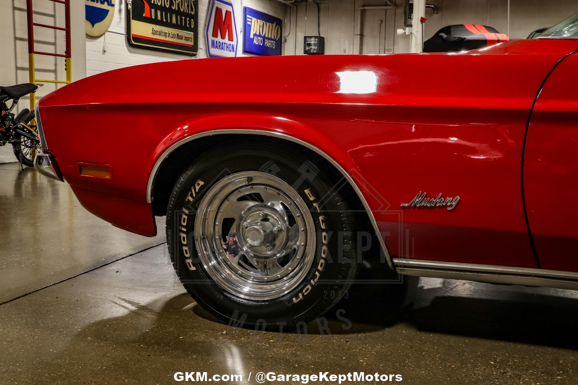 Ford-Mustang-1971-Red-White-4