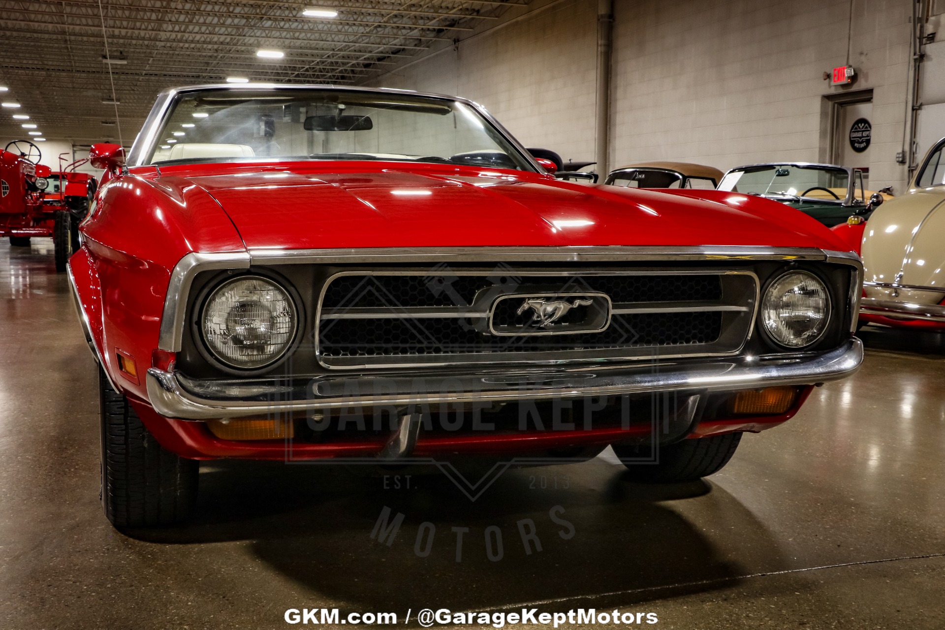 Ford-Mustang-1971-Red-White-48