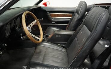 Ford-Mustang-1973-Bright-Red-Black-37