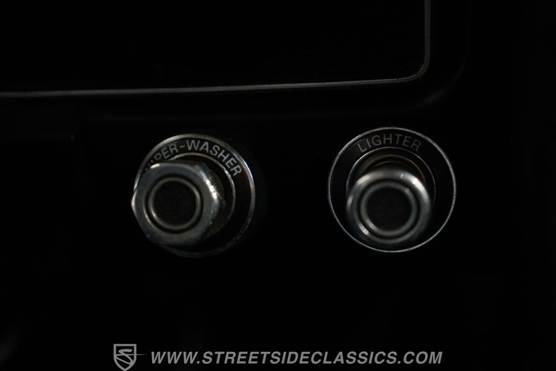 Ford-Mustang-1973-Bright-Red-Black-47