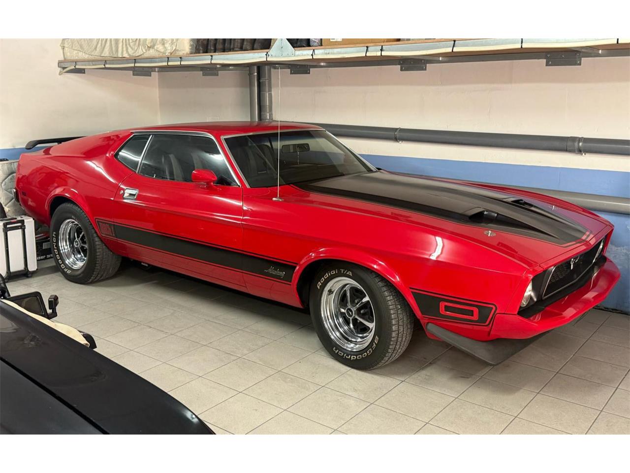 Ford-Mustang-1973-Red-black-5