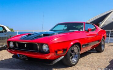 Ford-Mustang-1973-Red-black-6