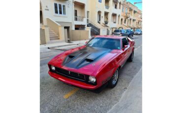 Ford-Mustang-1973-Red-black-9