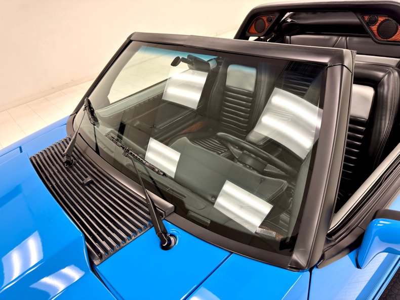 Ford-Mustang-1988-Grabber-Blue-Black-14