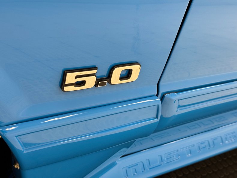 Ford-Mustang-1988-Grabber-Blue-Black-25