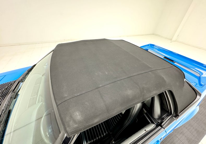 Ford-Mustang-1988-Grabber-Blue-Black-4