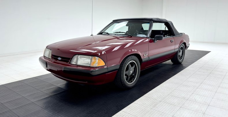 Ford-Mustang-1990-Cabernet-Red-Black-11