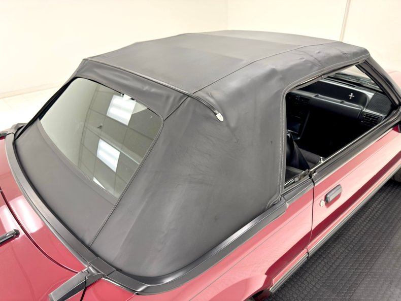 Ford-Mustang-1990-Cabernet-Red-Black-27