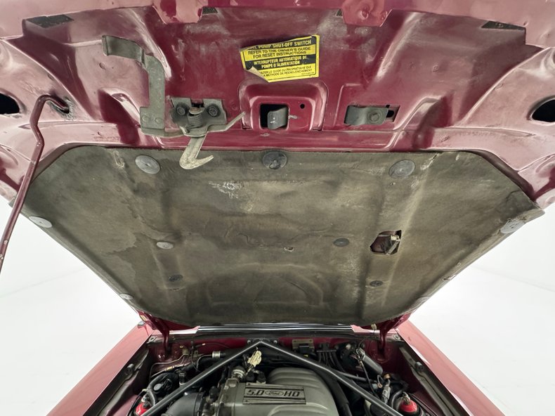 Ford-Mustang-1990-Cabernet-Red-Black-31