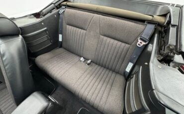 Ford-Mustang-1990-Cabernet-Red-Black-42