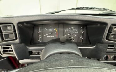 Ford-Mustang-1990-Cabernet-Red-Black-46