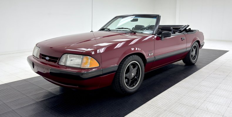 Ford-Mustang-1990-Cabernet-Red-Black