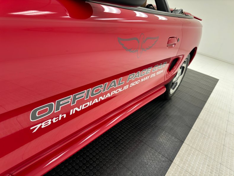 Ford-Mustang-1994-Rio-Red-Saddle-17