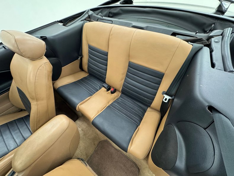 Ford-Mustang-1995-Black-Saddle-10