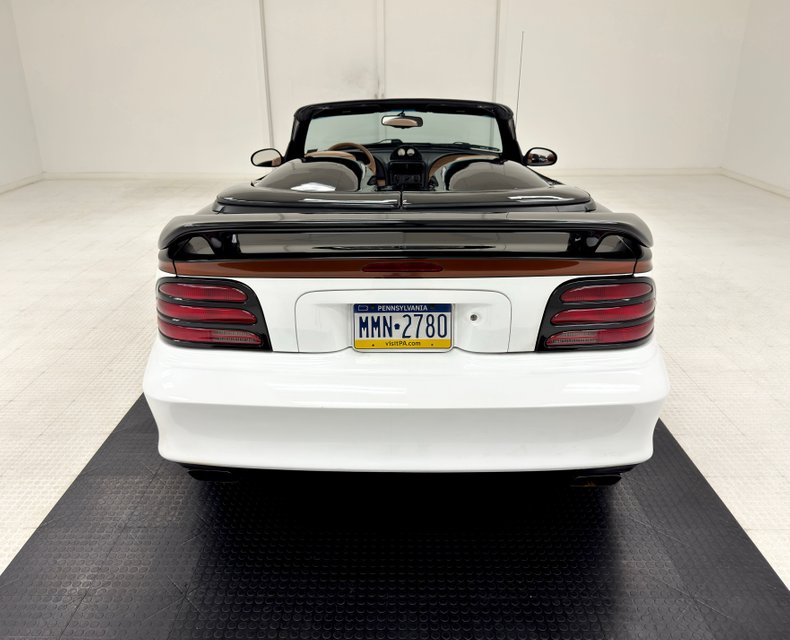 Ford-Mustang-1995-Black-Saddle-14