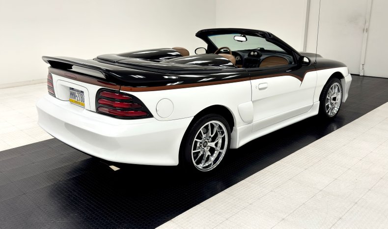 Ford-Mustang-1995-Black-Saddle-15