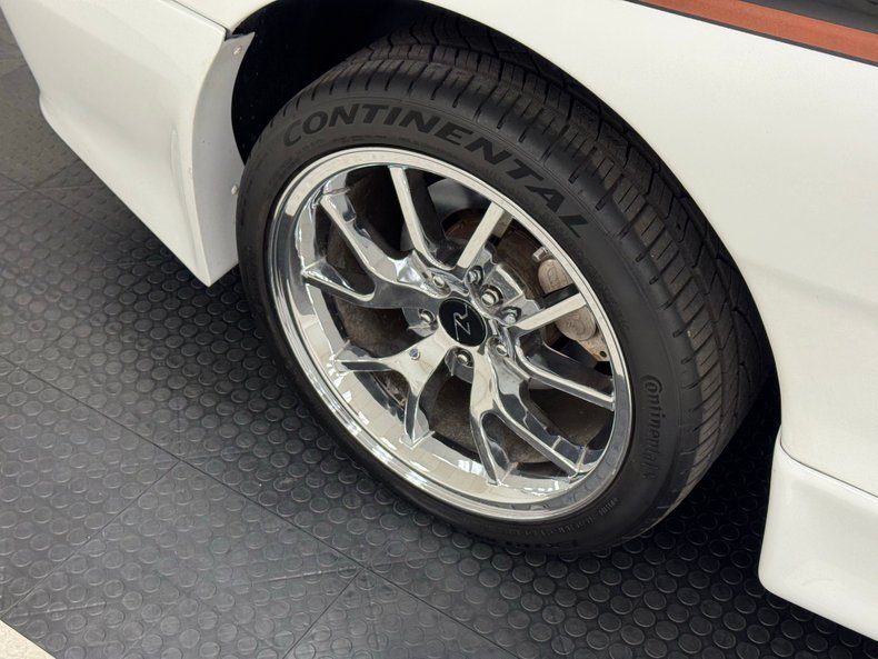 Ford-Mustang-1995-Black-Saddle-21