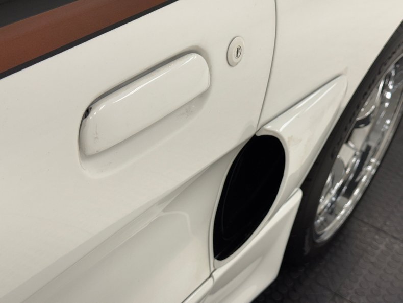 Ford-Mustang-1995-Black-Saddle-26