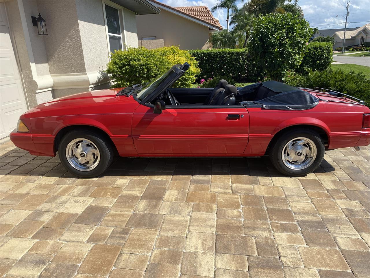 Ford-Mustang-lx-1993-Red-Black