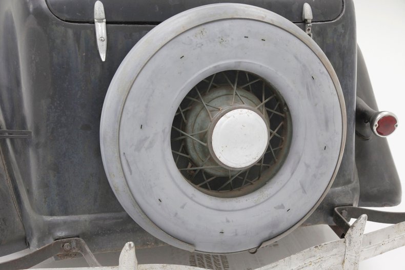 Ford-Other-1935-Black-Tan-23