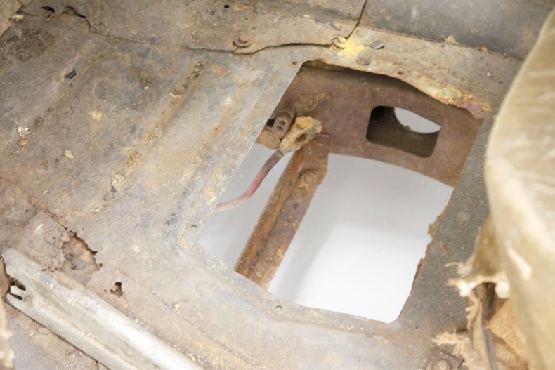 Ford-Other-1935-Black-Tan-33