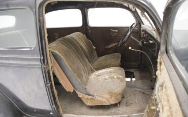 Ford-Other-1935-Black-Tan-34