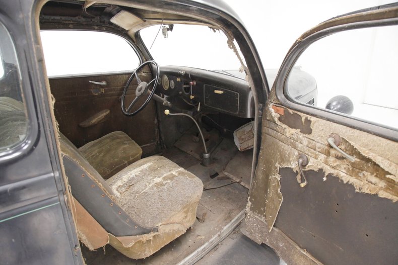 Ford-Other-1935-Black-Tan-35