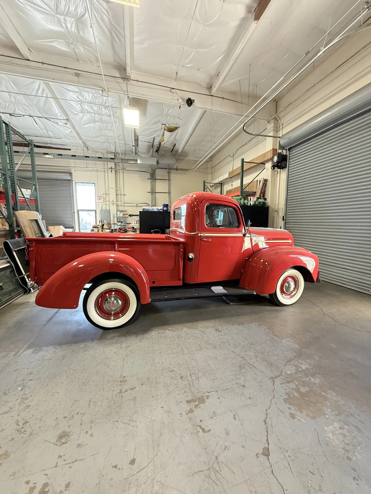 Ford-Pickup-1946-Red-Red-3