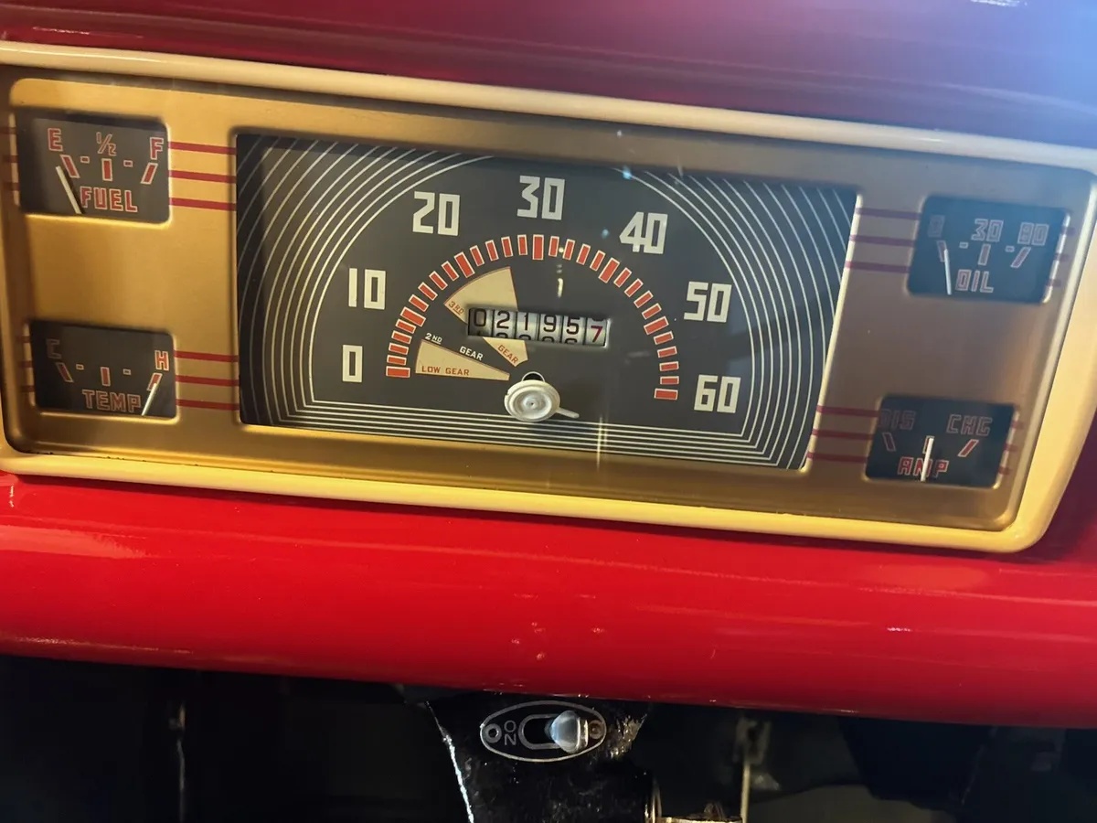 Ford-Pickup-1946-Red-Red-4