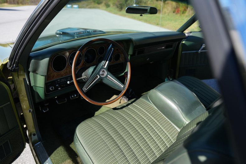 Ford-Ranchero-1973-Bright-Green-Gold-Green-16