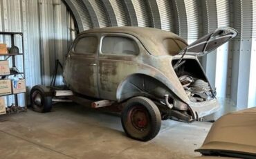Ford-Standard-1937-Grey-3