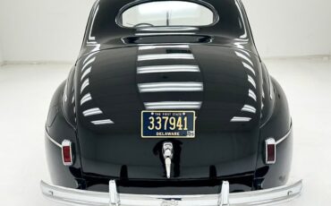 Ford-Super-deluxe-1941-Black-Oxblood-11