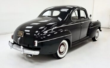 Ford-Super-deluxe-1941-Black-Oxblood-12