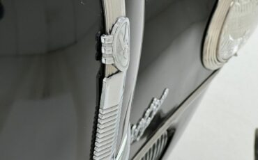 Ford-Super-deluxe-1941-Black-Oxblood-16