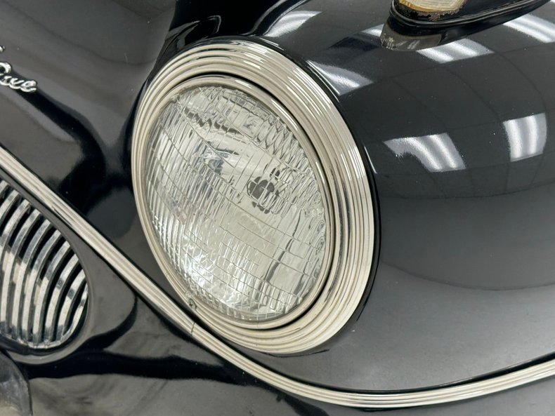 Ford-Super-deluxe-1941-Black-Oxblood-18