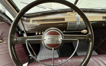 Ford-Super-deluxe-1941-Black-Oxblood-2