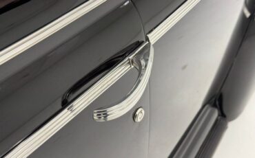 Ford-Super-deluxe-1941-Black-Oxblood-24