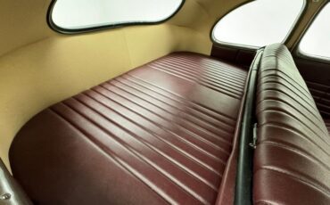 Ford-Super-deluxe-1941-Black-Oxblood-3