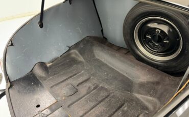 Ford-Super-deluxe-1941-Black-Oxblood-34