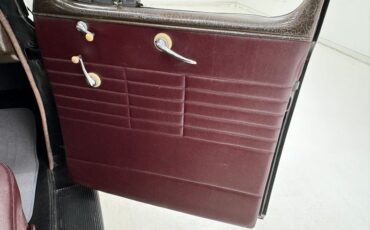 Ford-Super-deluxe-1941-Black-Oxblood-36