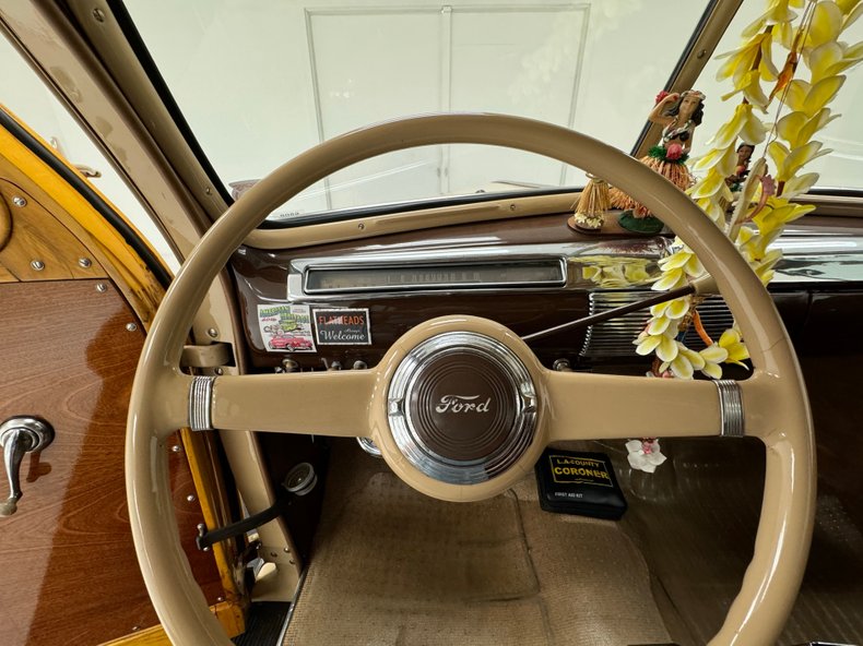 Ford-Super-deluxe-1941-Tucson-Tan-Brown-39