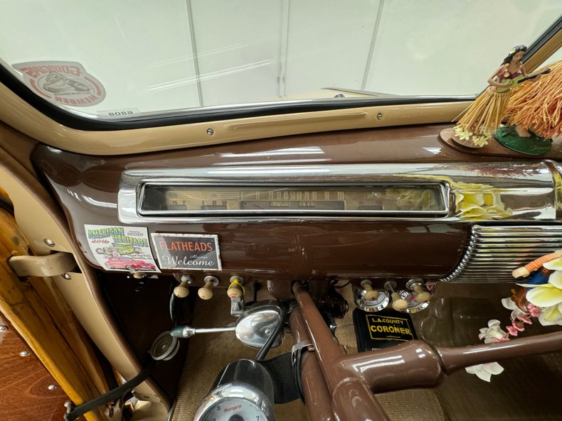 Ford-Super-deluxe-1941-Tucson-Tan-Brown-40