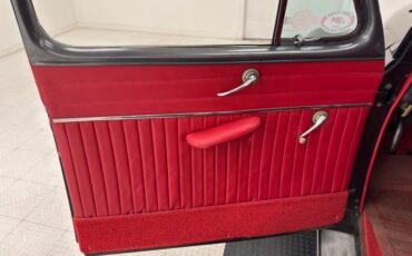 Ford-Super-deluxe-1948-Black-Red-12