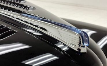 Ford-Super-deluxe-1948-Black-Red-13