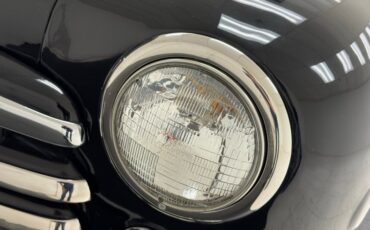 Ford-Super-deluxe-1948-Black-Red-15