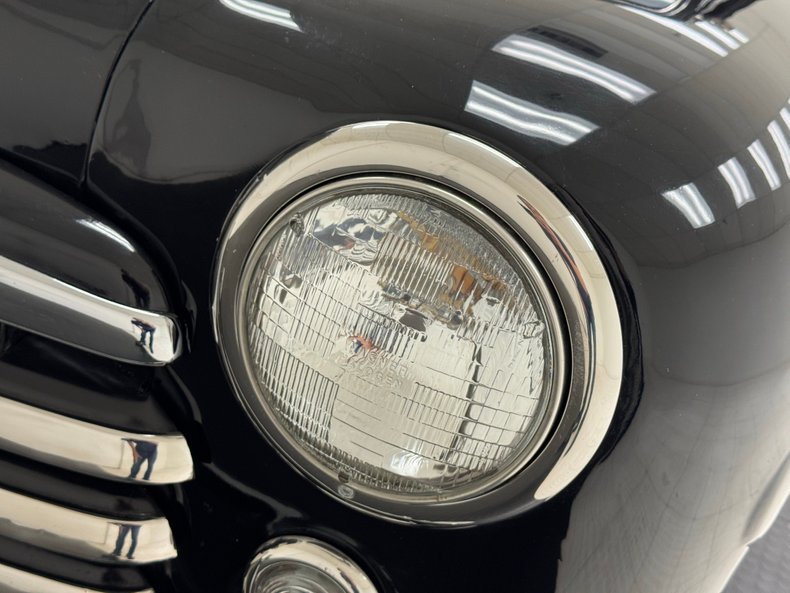 Ford-Super-deluxe-1948-Black-Red-15